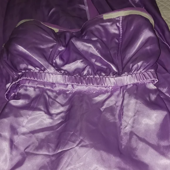 Donna Morgan gown, prom bridesmades and all occasion gown. - Picture 8 of 16